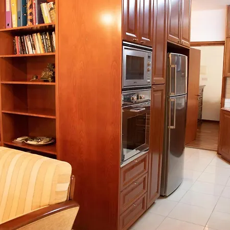 Luxury Apartment, Near Pinikoudes Lägenhet Larnaca