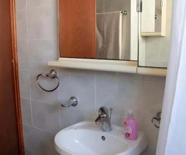 Apartment Luxury Apartment, Near Pinikoudes Larnaca